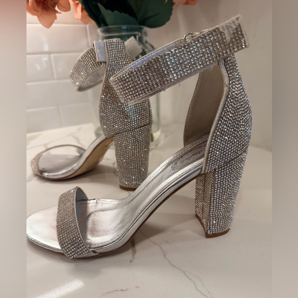 Chic Silver Rhinestone Open Toe Chunk Heel - Picture 4 of 5